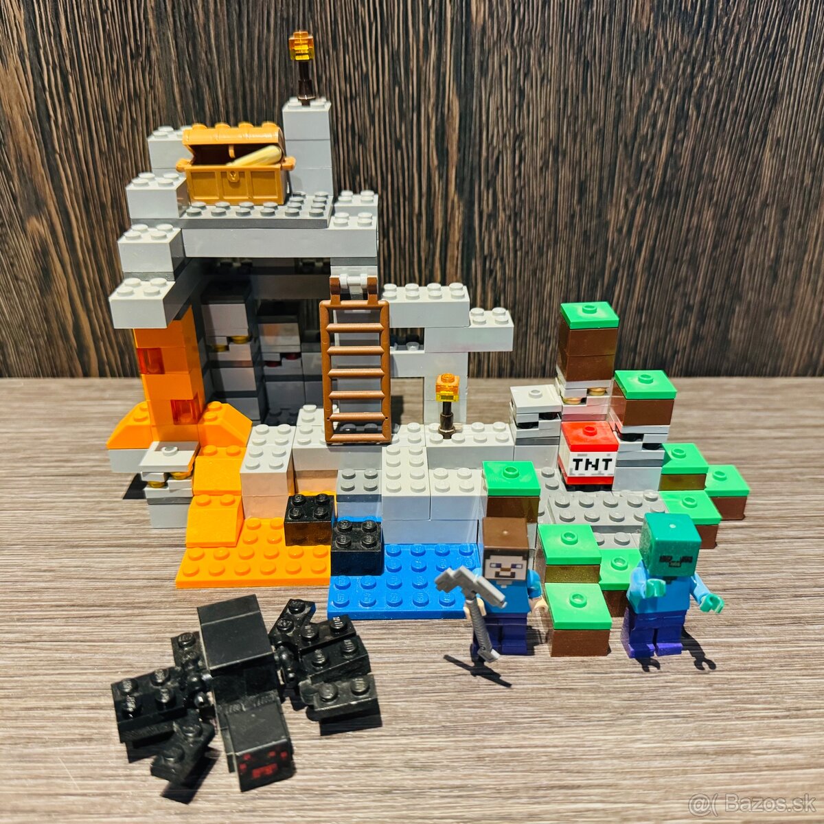 LEGO Minecraft 21113 – Jaskyňa (2014, neaktívny set) - 2