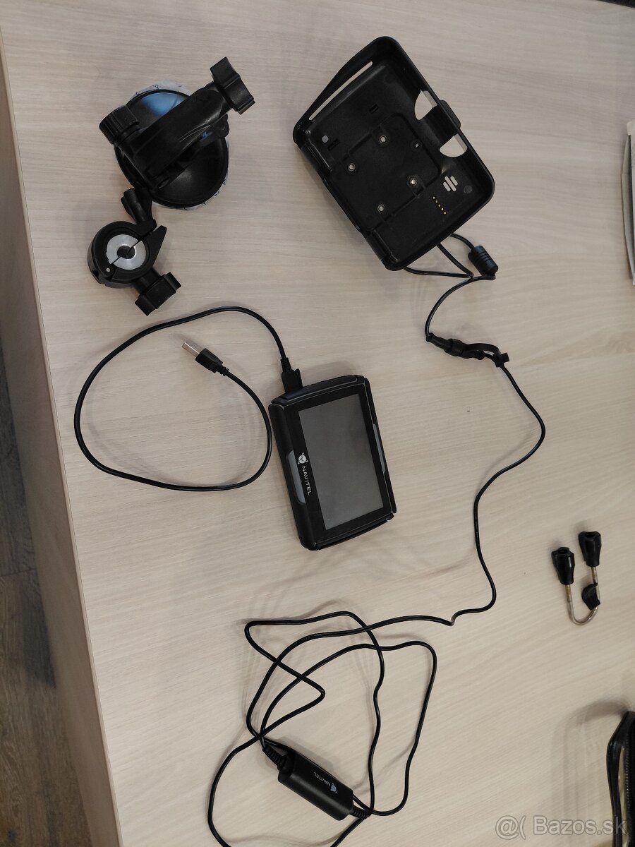 Predám motonavigáciu Navitel G550 - 2