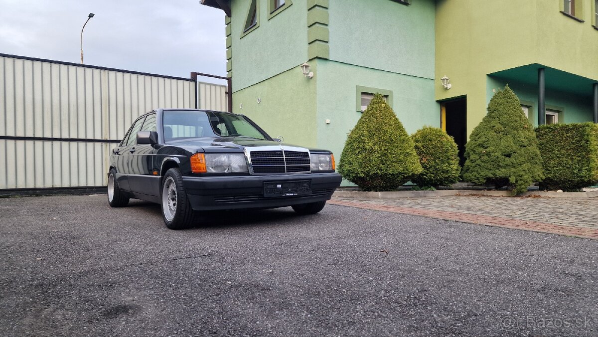 Mercedes Benz W 201 190 E - 2