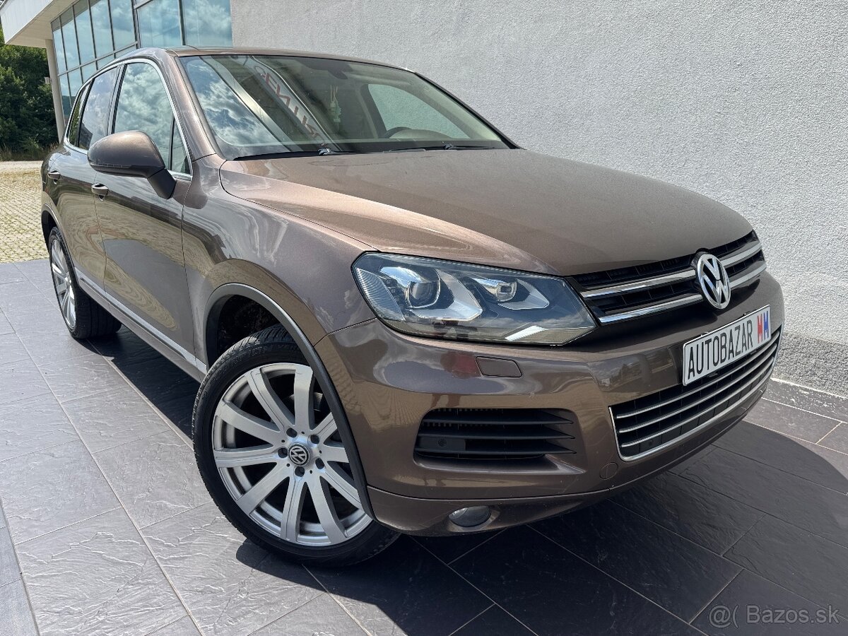 Volkswagen Touareg 3.0 TDI 4Motion - 2