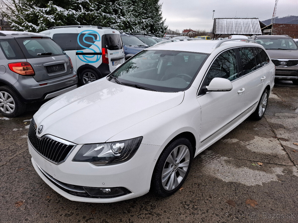 ŠKODA SUPERB COMBI 1,6 TDi 77kW 2013 - 2