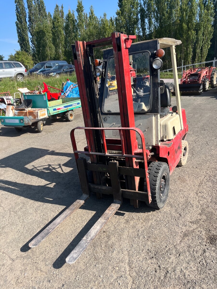 Vysokozdvižný vozík Nissan NH01. 1,5t - 2