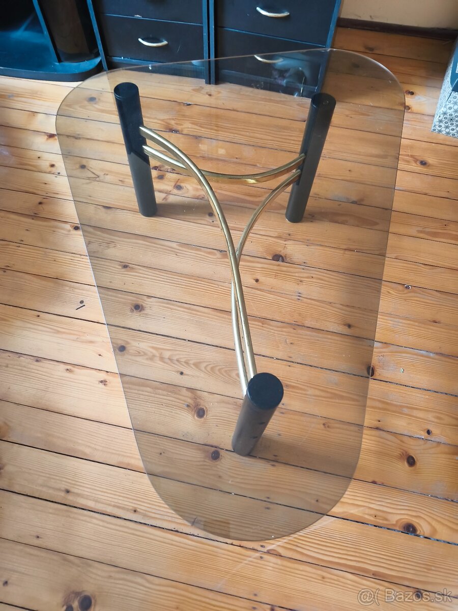 Konferenčný stolík - 2