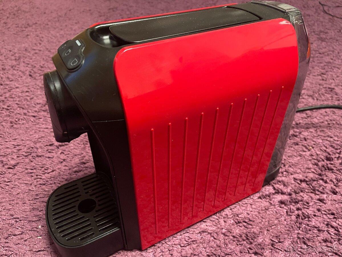 Kapsulovy kavovar Tchibo Cafissimo - 2