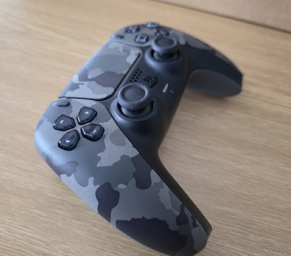 Predám ovládáč k PS5 - 2