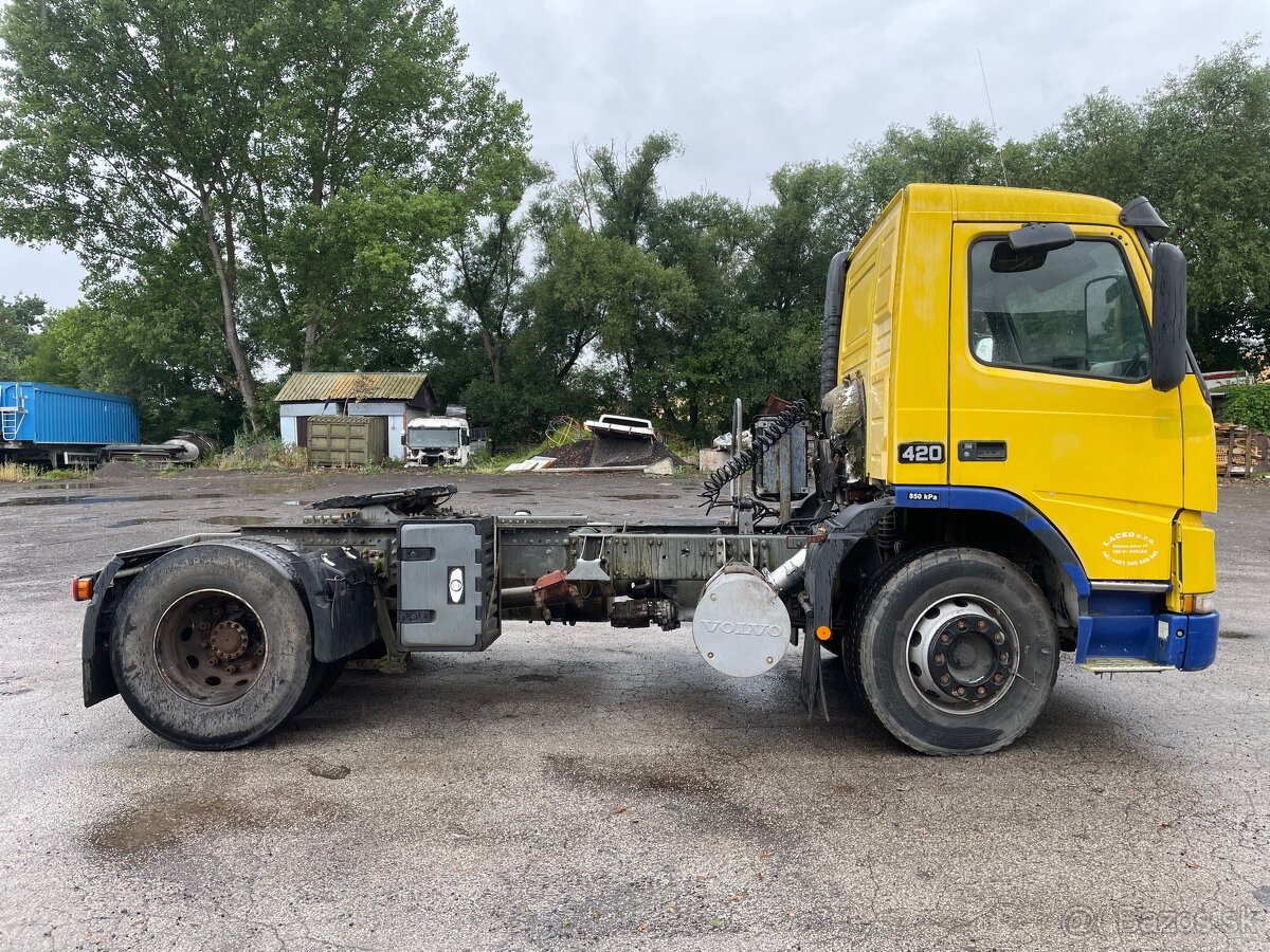 volvo ťahač - 2
