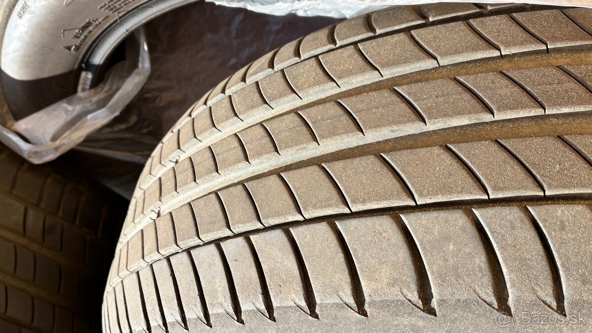 Michelin Premacy 3 - 205/55 R19 DOT4419 - 2