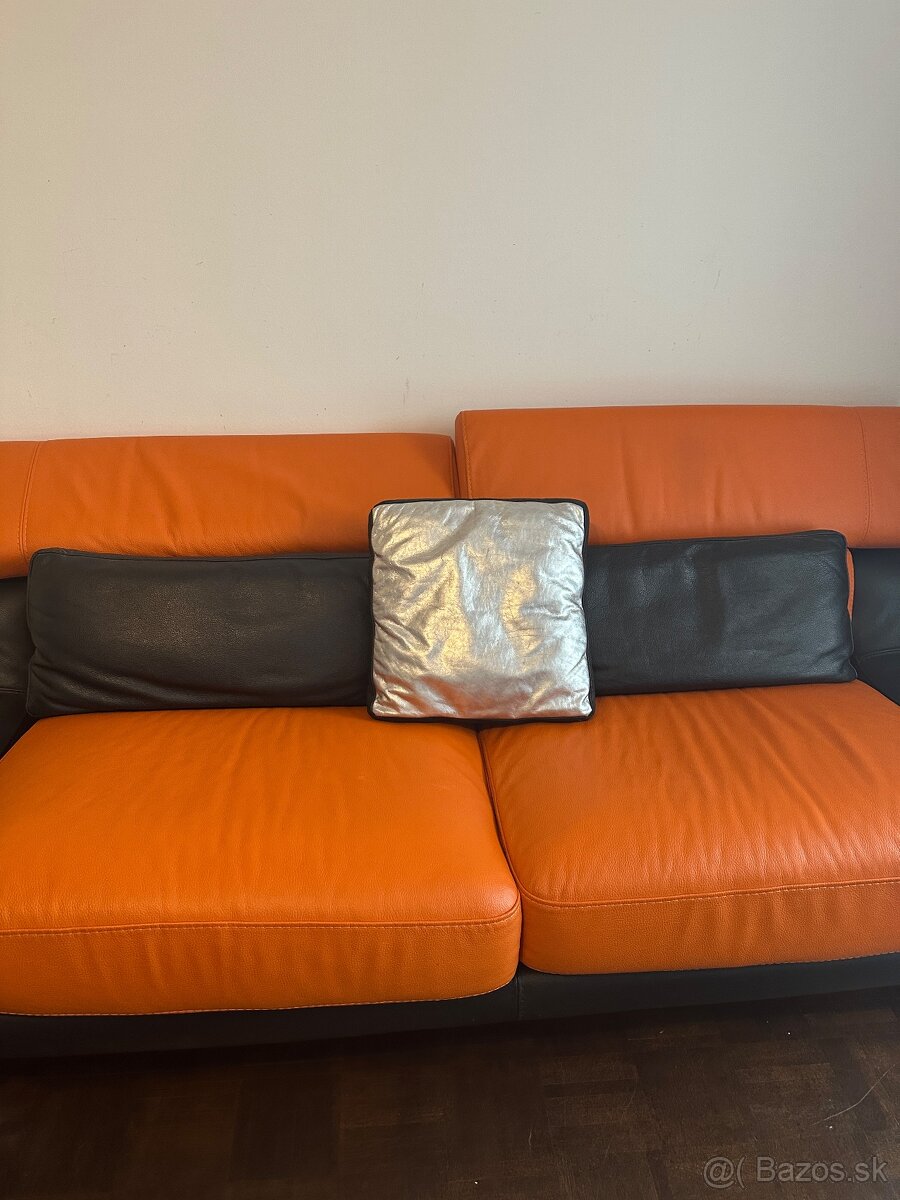 Kožená sedačka+taburetka - 2