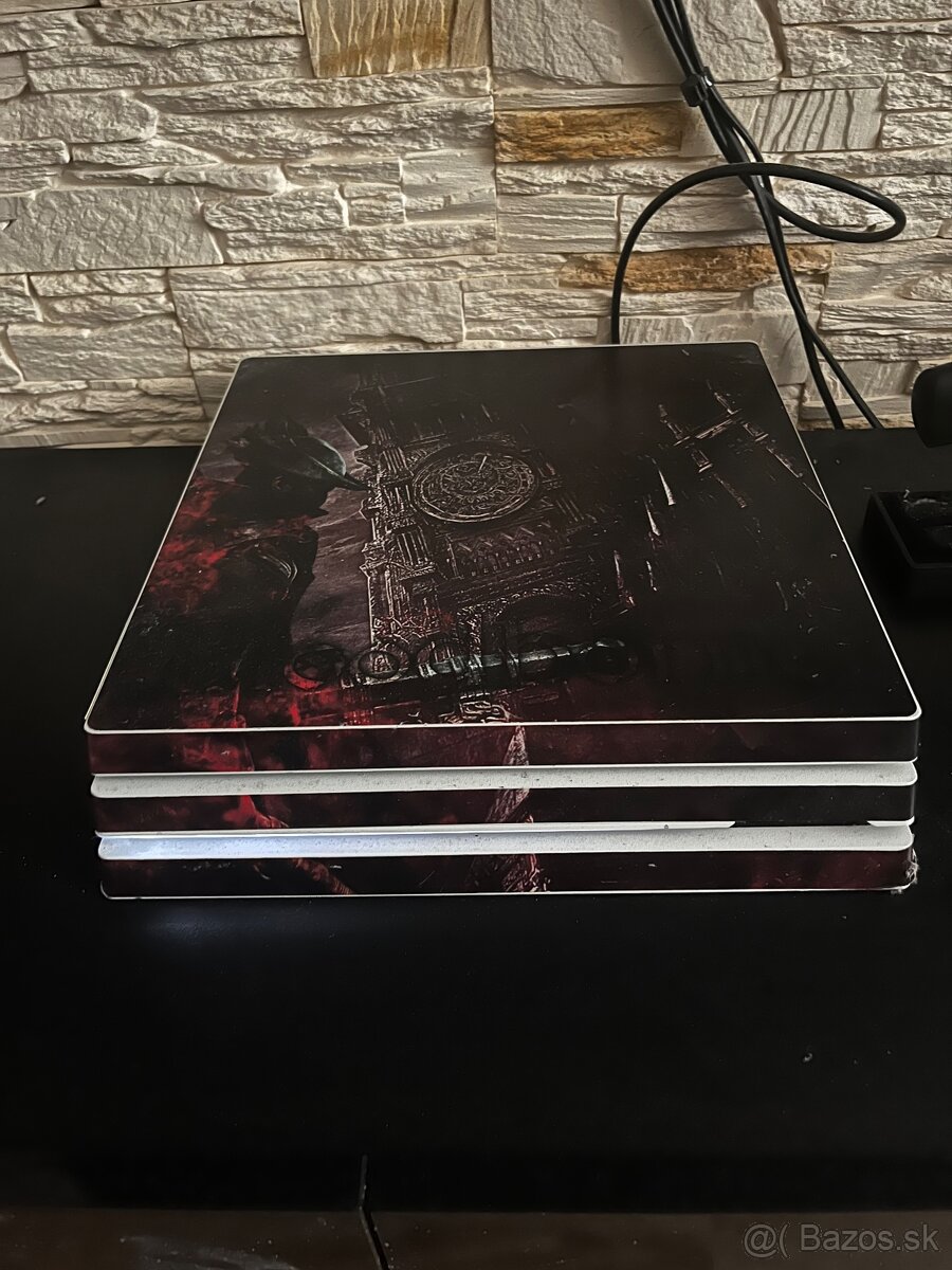 Playstation 4 pro - 2