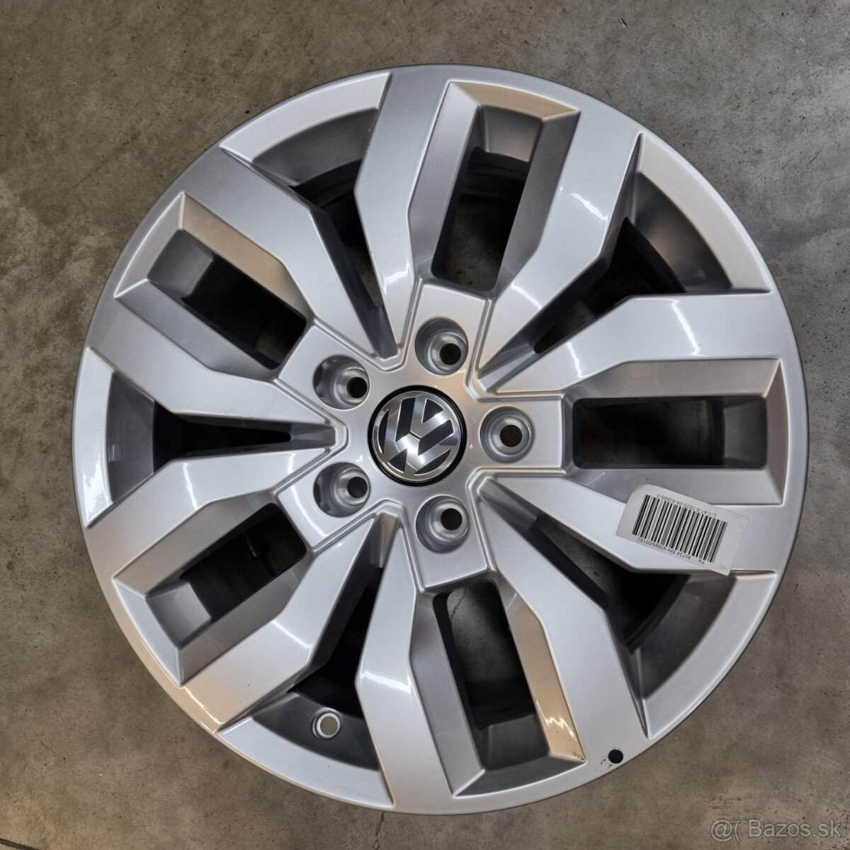 Hliníkové Volkswagen disky 5x120 R17 8J ET49 - 2
