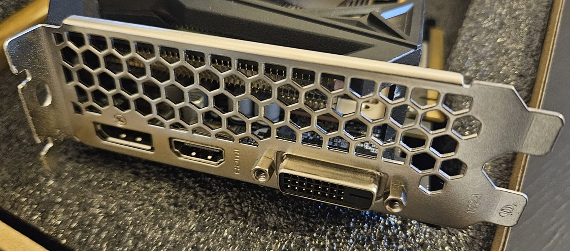 Gainward GeForce GTX 1660 SUPER Pegasus OC 6GB - 2