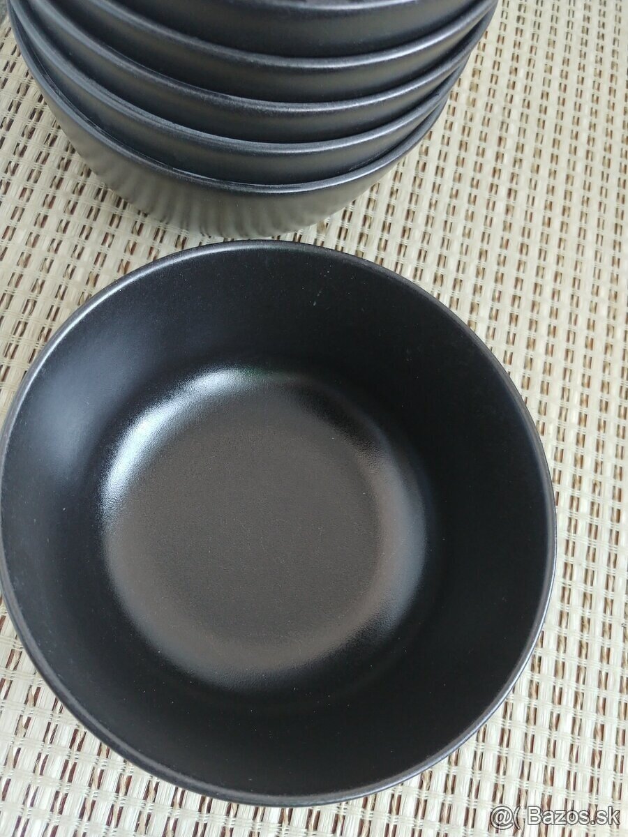 Porcelanove misky IKEA, objem 500 ml, farba cierna a modra - 2