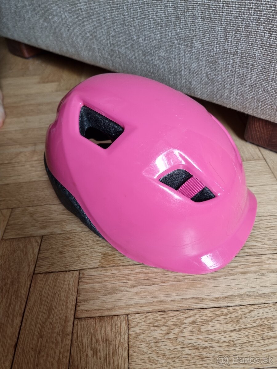 Dievčenská prilba - 2