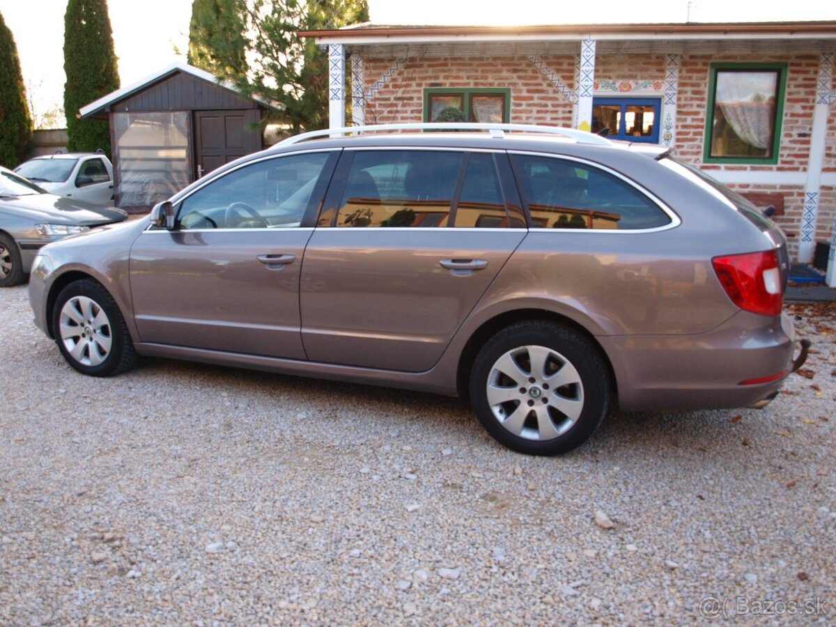 Škoda Superb Combi 1.8 TSI Comfort - 2