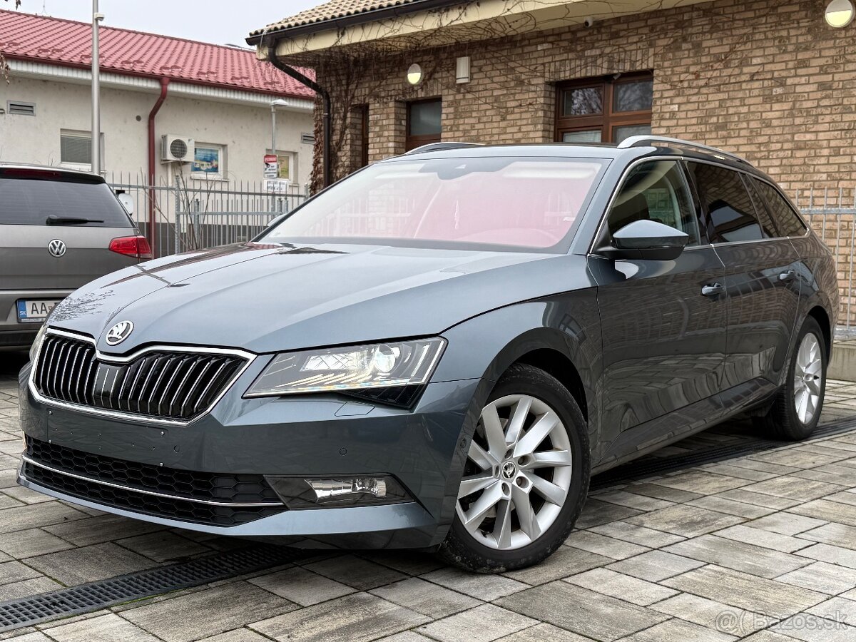 Superb Style Plus 1.8TSI DSG - 2