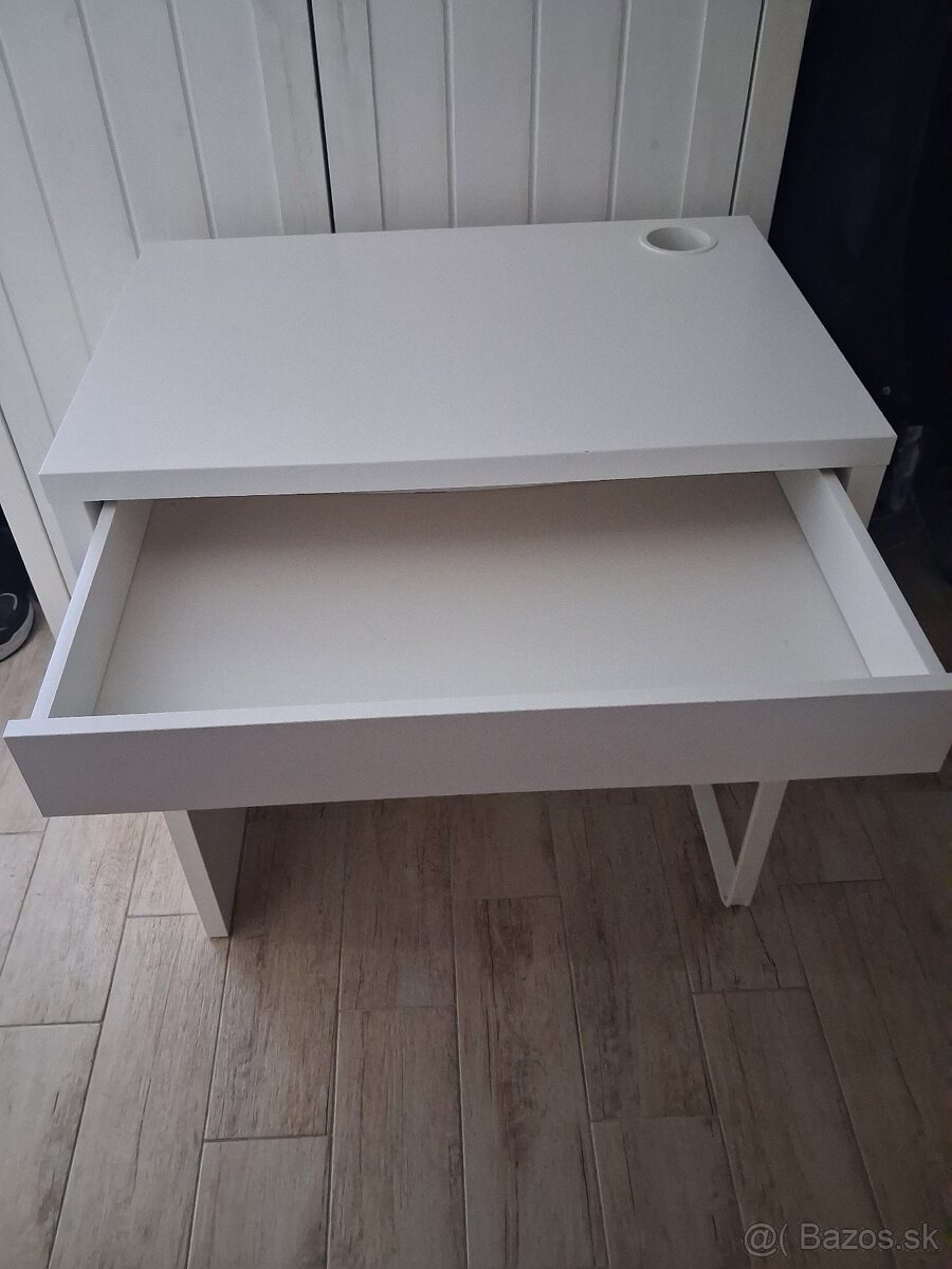 Písací stolík - 2