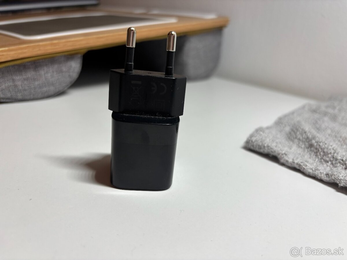 Predám adaptér na nabíjanie 30W usb C - 2