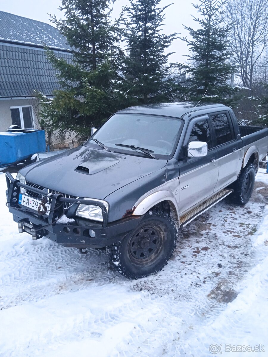 Mitsubishi L200 2.5td 85kw - 2