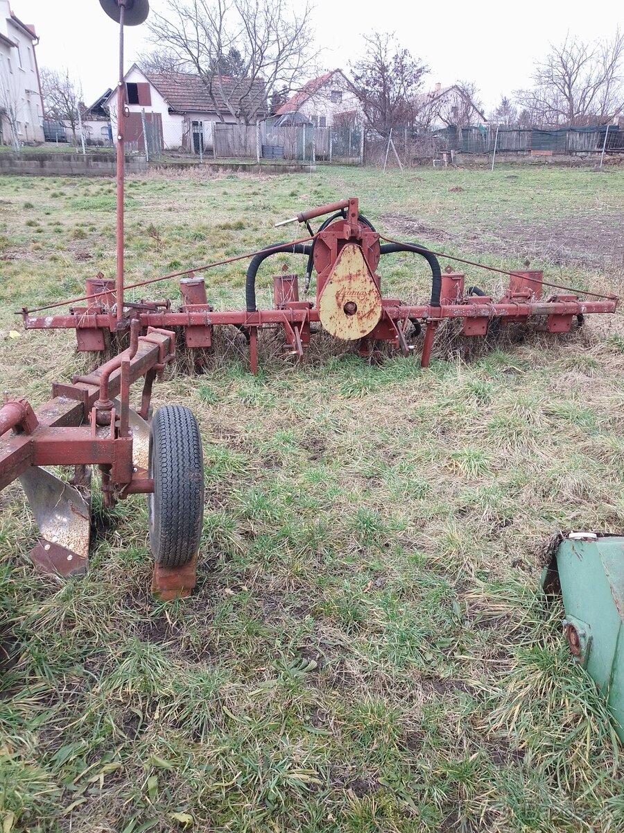 Polnohospodarsaka technika - 2