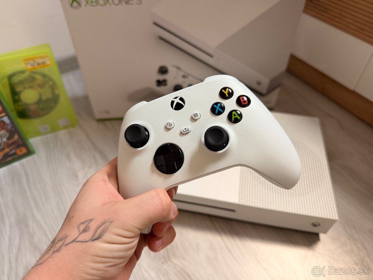 Xbox One S 1TB - Nový ovládač + Hry - 2
