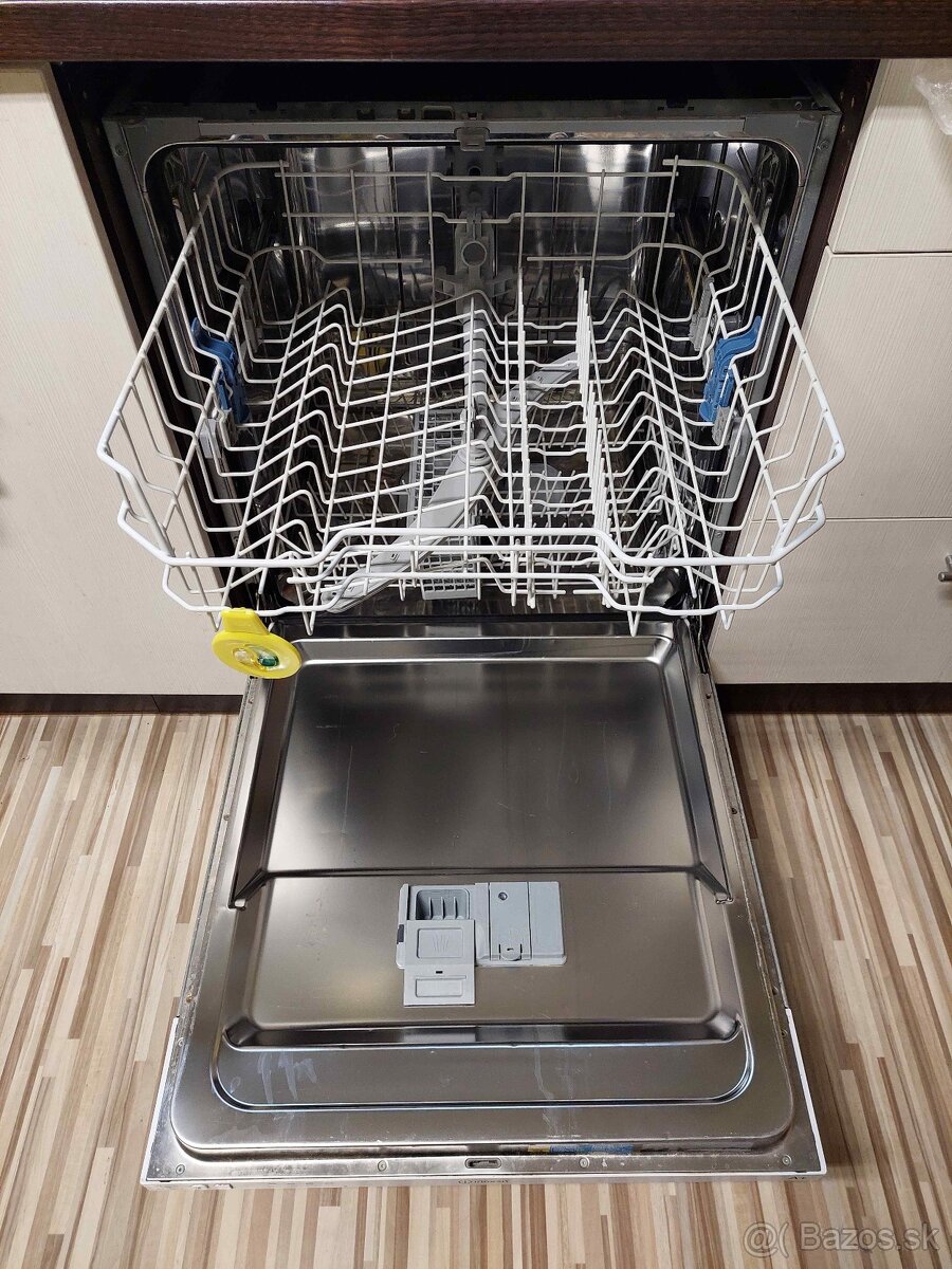 INDESIT DIF 14B1 A EU - 2