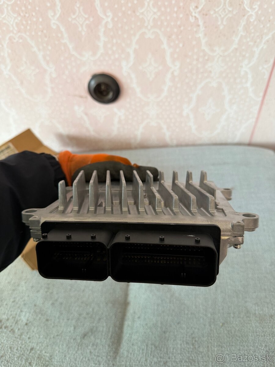 Jaguar XK X150 ECU - 2