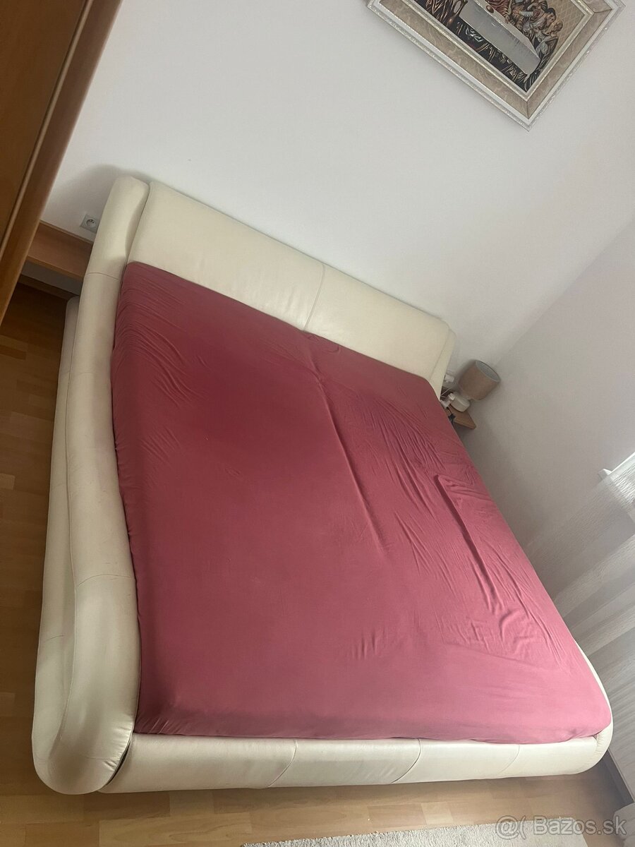 Manželská posteľ - 2