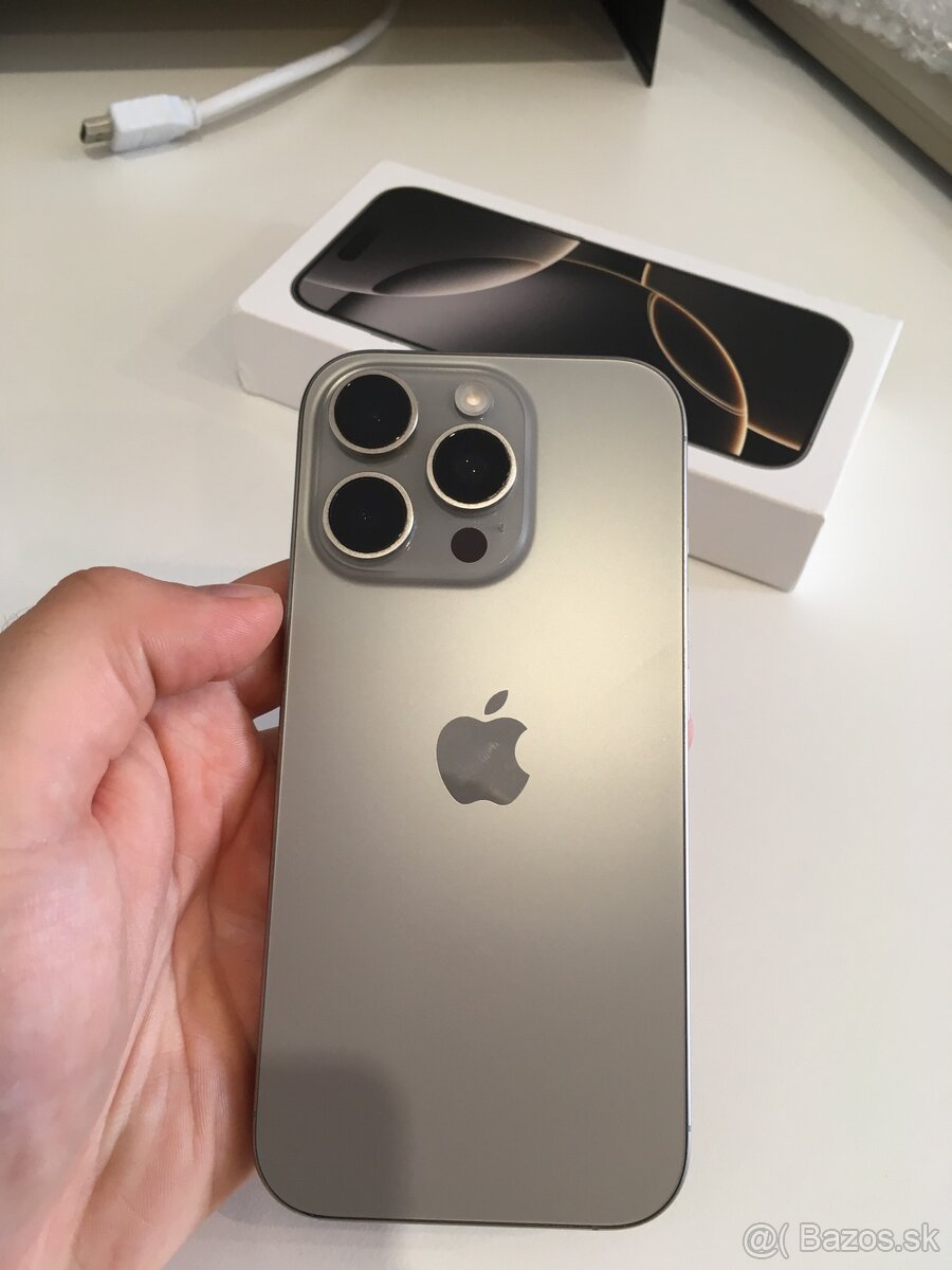 iPhone 16 Pro - 2