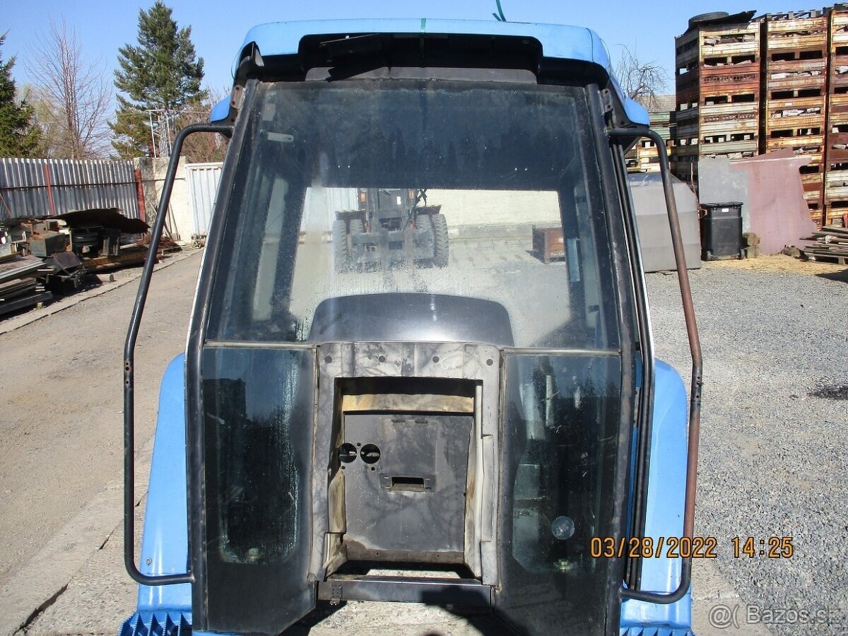 Kabina Ford New holland - 2