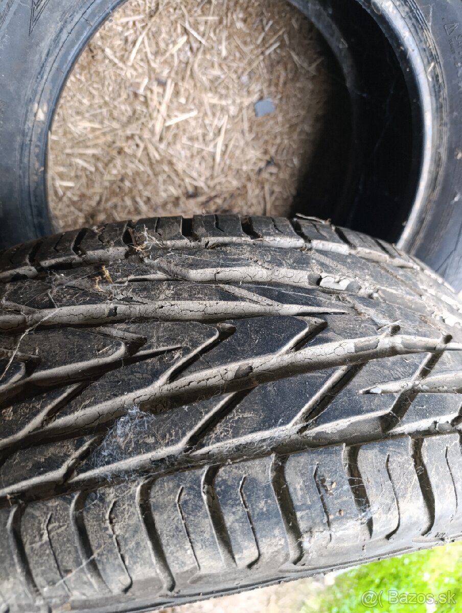 235/60 R16 letne 2x-20€ - 2