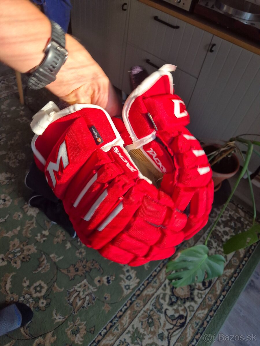 Rukavice CCM Tacks 4R Pro2 SR - 13" - 2