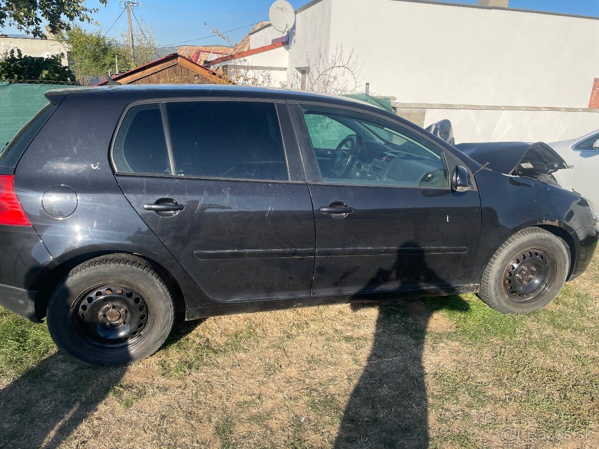 Golf 5 1.4i - 2
