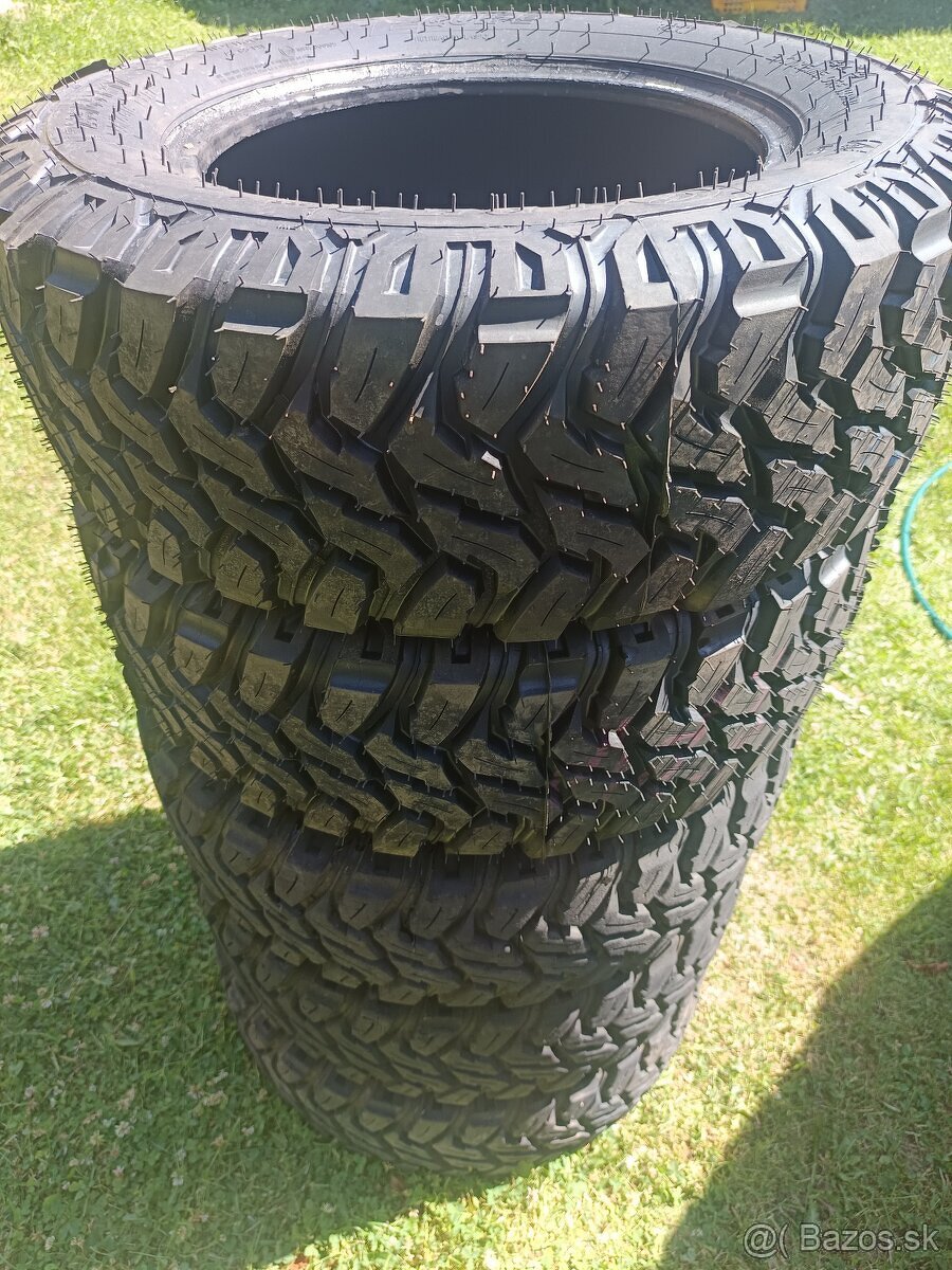 5 x 235/65 R17 VIPER equipe M+S