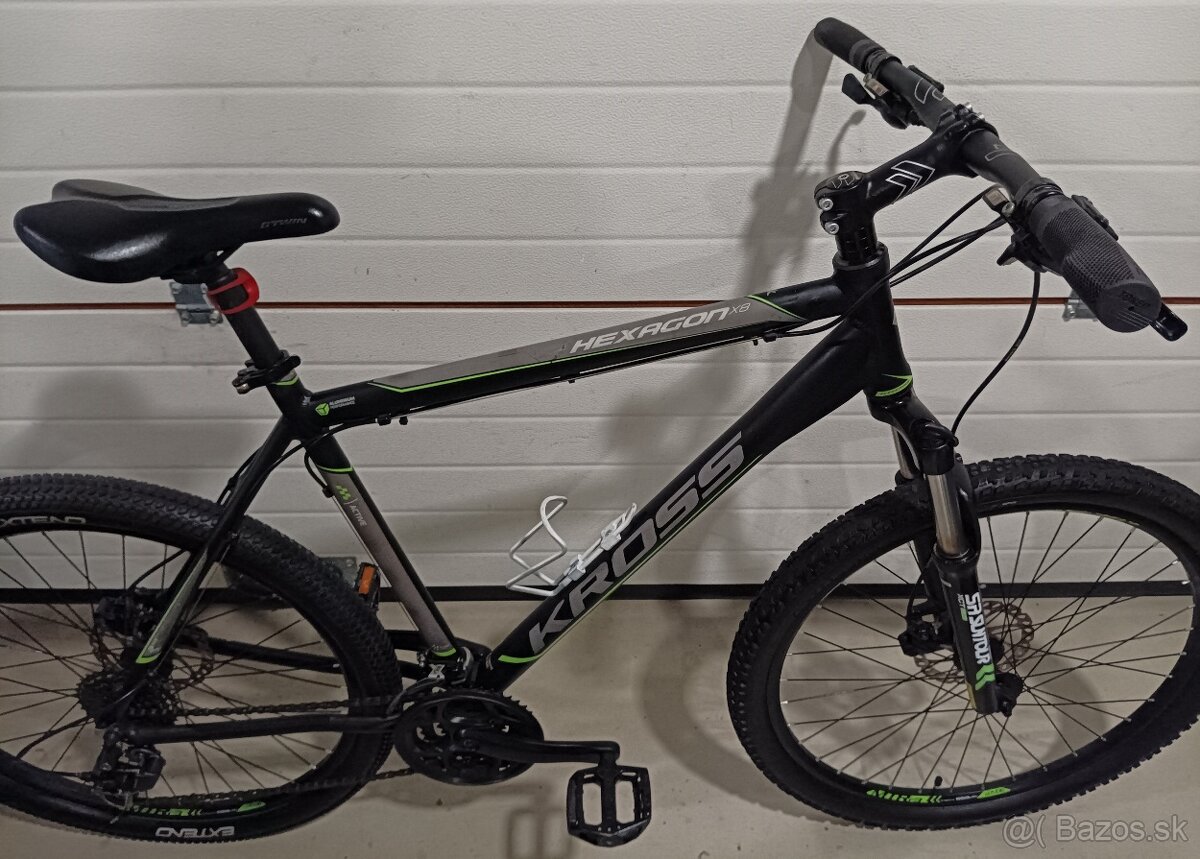 KROSS Hexagon X8, kolesá 26x2,1, rám L - 2