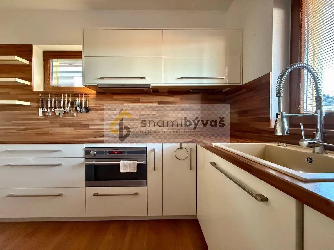 5 i RD s garážou + terasa 54 m2, pozemok 1205 m2, Valaliky - 2