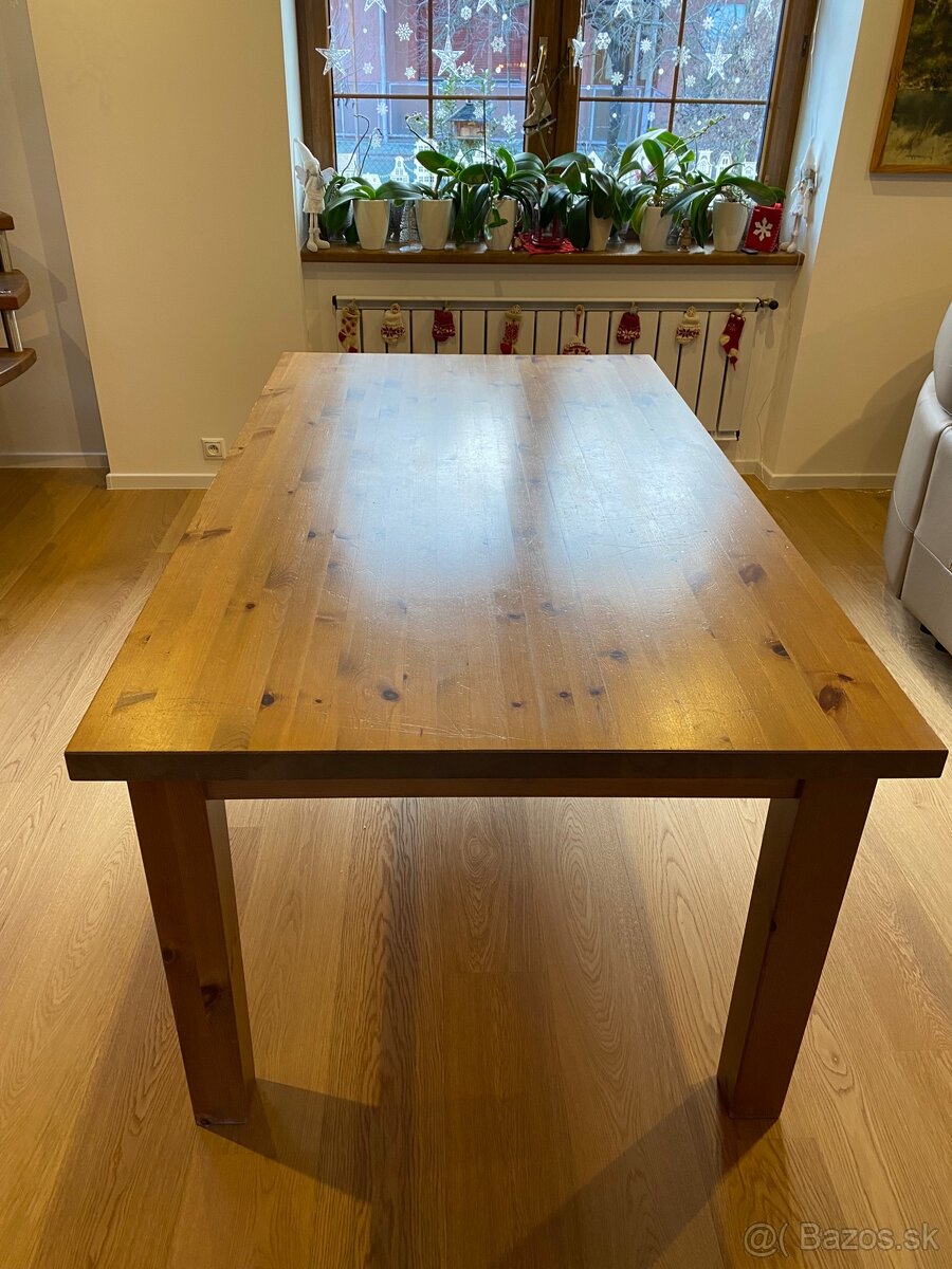 Masívny drevený stôl IKEA - 2