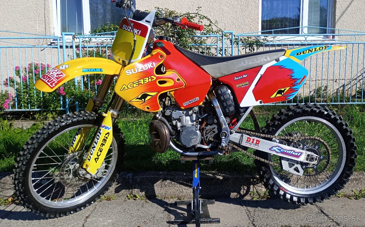 SUZUKI RM 250 - 2