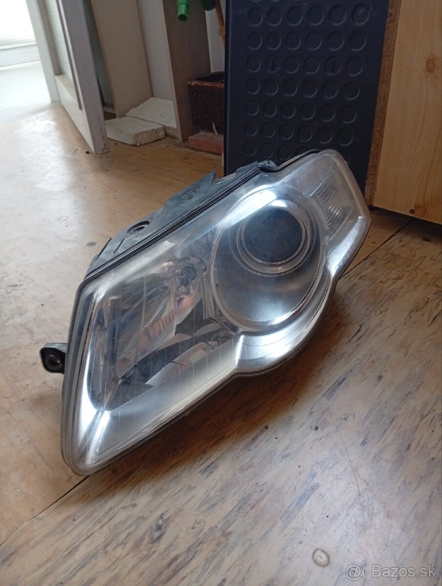 PREDNÉ SVETLOMETY VW PASSAT B6 2005-2010 - 2