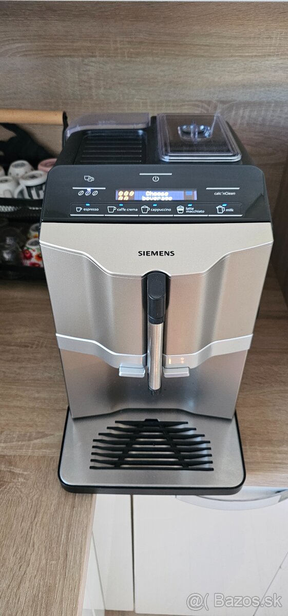 Kávovar Siemens EQ 300 - 2