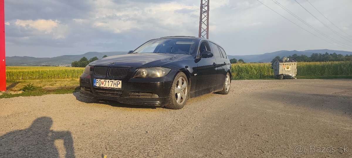 BMW E91 325i - 2