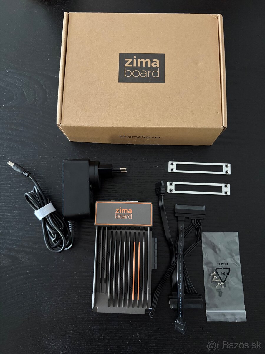 ZimaBaoard - micro server Intel CPU 4c / 8GB RAM / 32GB eMMC - 2