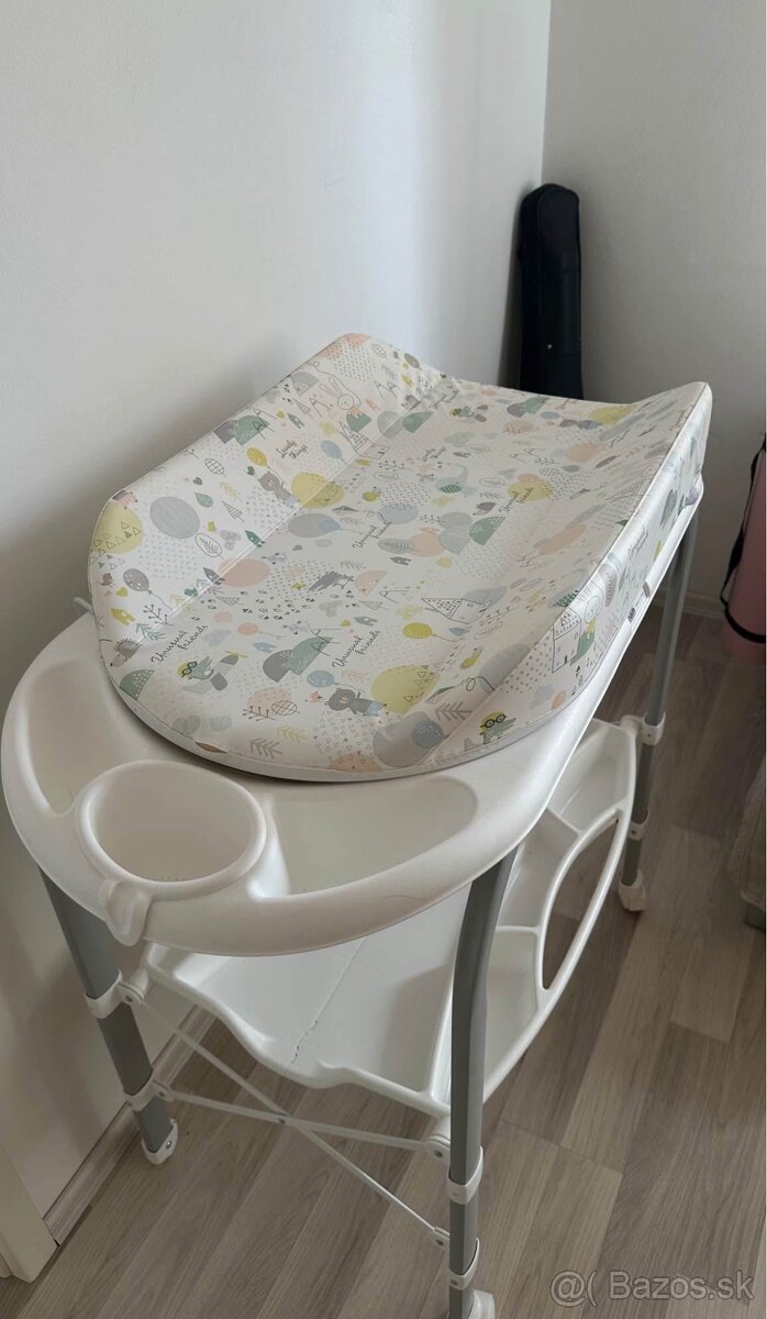 Prebaľovací pult + vanička - 2