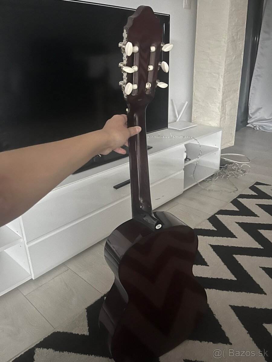 Akusticka gitara - 2