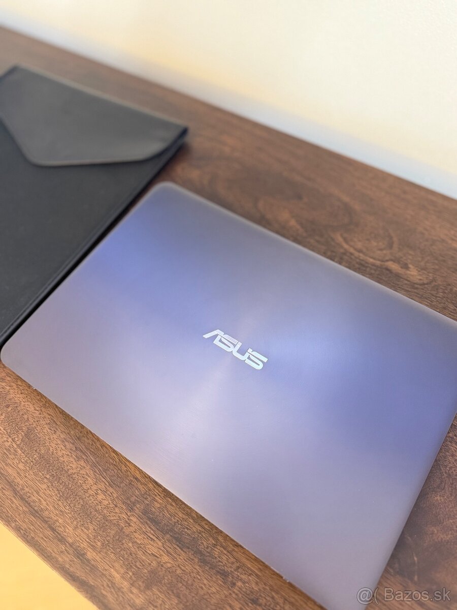 ASUS Zenbook UX305LA - 2