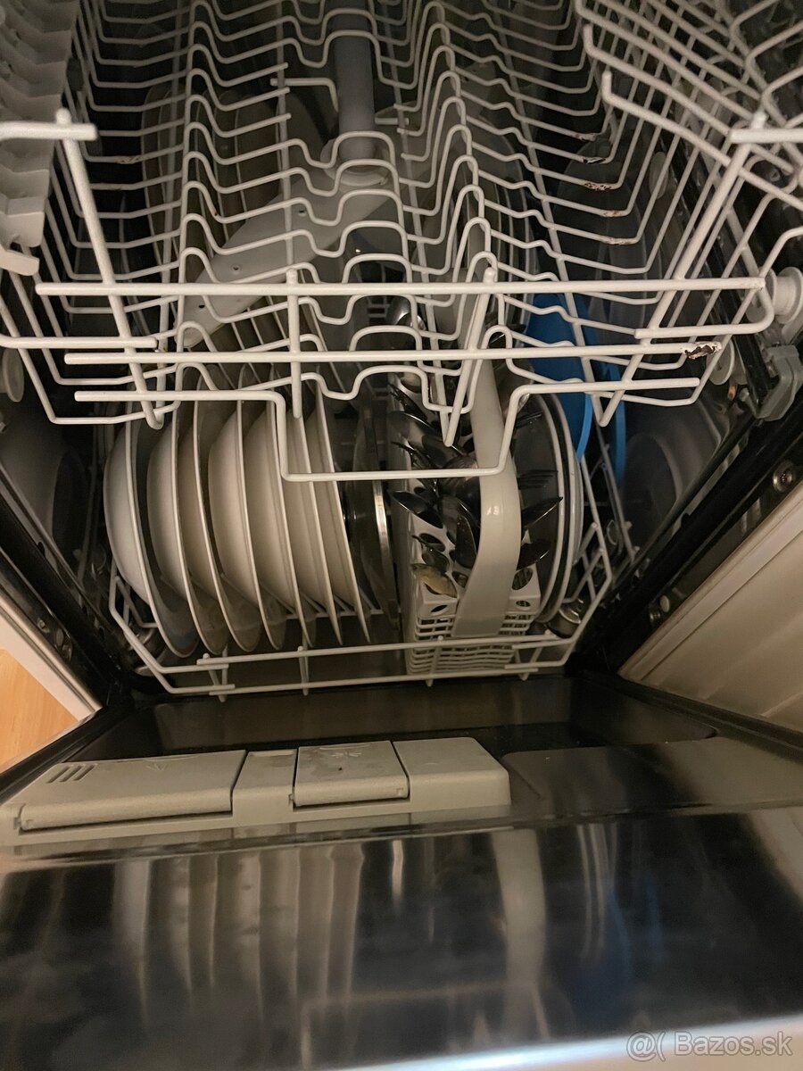 Umývačka riadu Elektrolux na súčiastky - 2