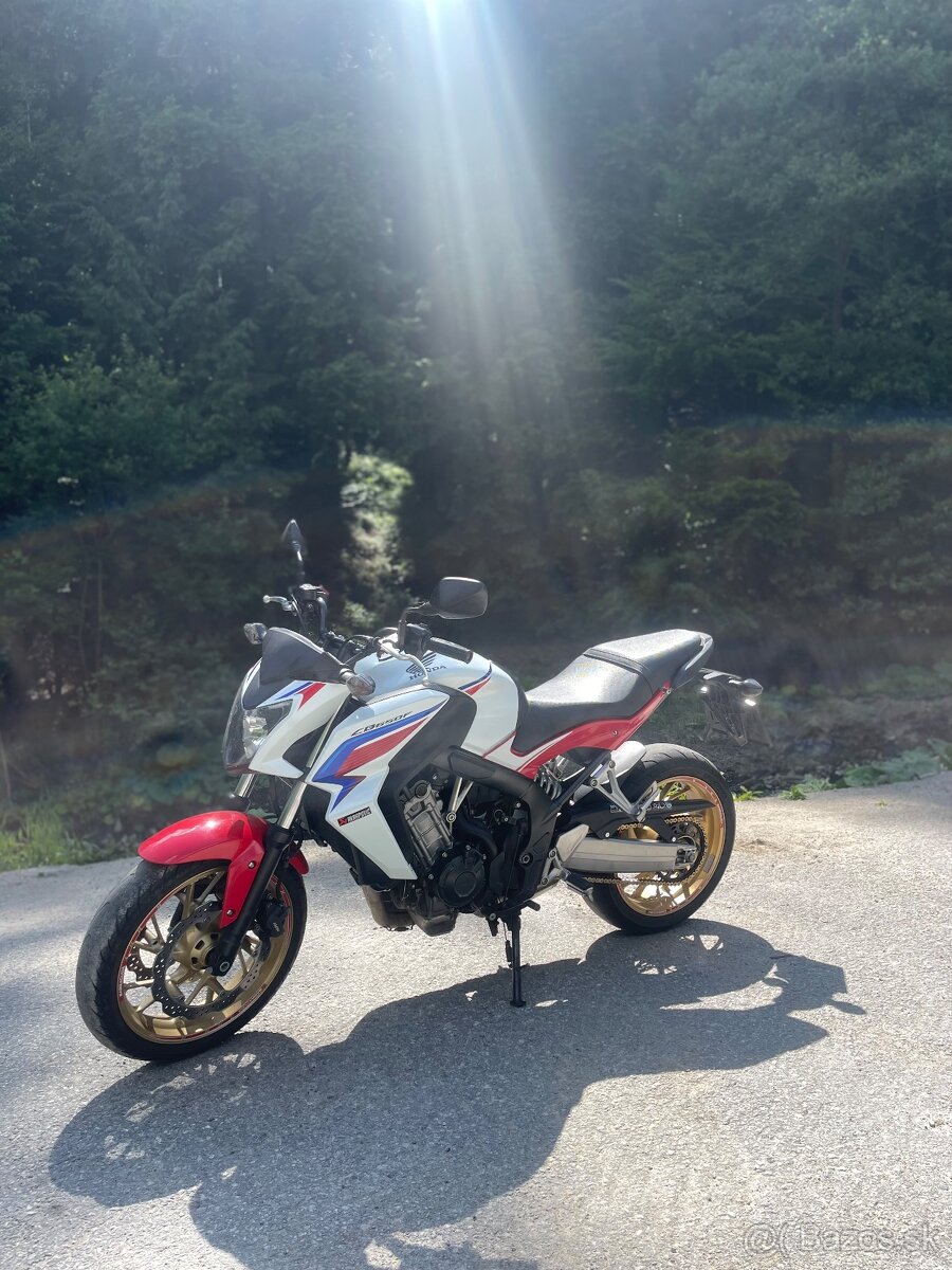 Honda CB650F - Akrapovič - 2