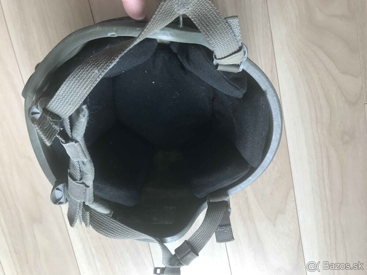 Balistická helma - 2