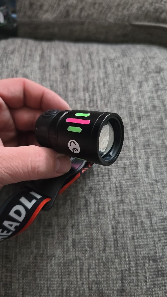 VÝKONNÁ LED ČELOVKA - 2