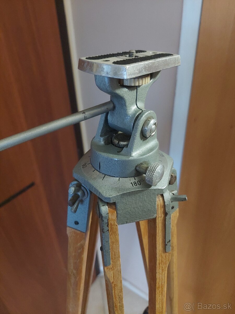 Predám funkčný drevený retro statív - 2