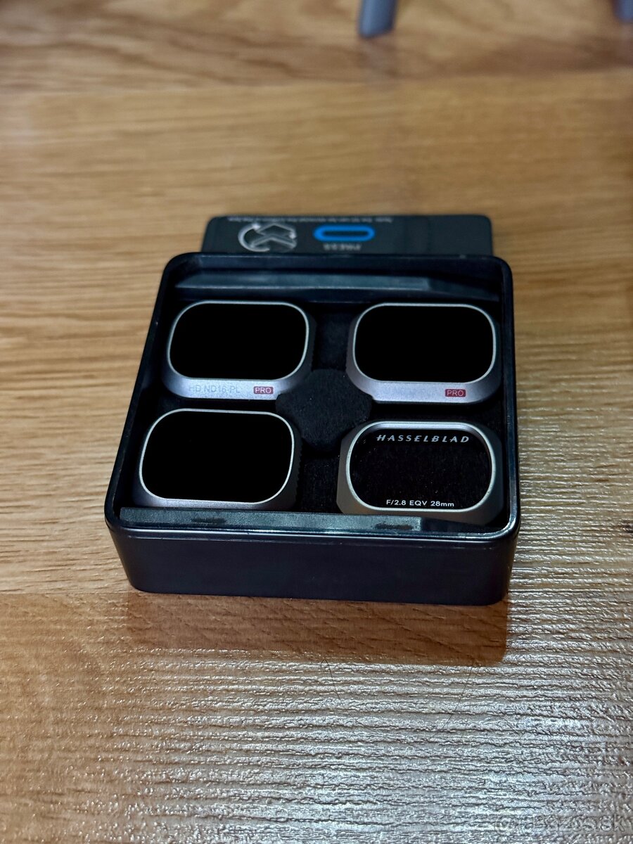 DJI Mavic 2 PRO Fly More Combo - 2